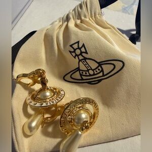 NANA x Vivienne Westwood Gold and Pearl Orb Earrings